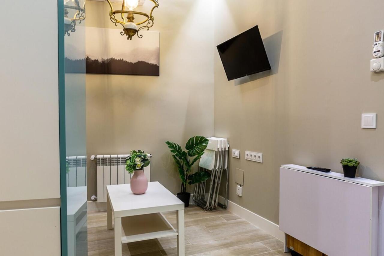 Cosy 2 Bedroom Apartment In Chamberi Madrid Exterior photo